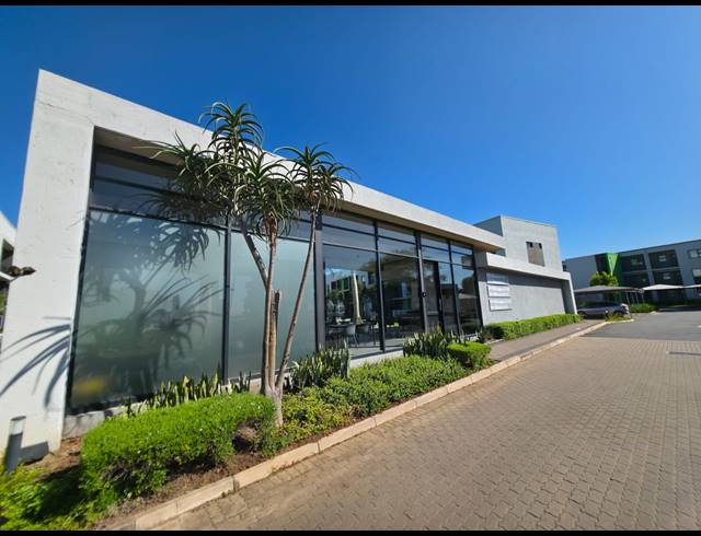 2 BEDROOM APARTMENT TO LET IN BALLITO CENTRAL